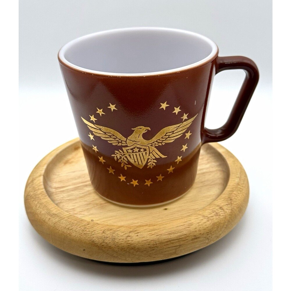 Pyrex Bicentennial Freedom Coffee Mug Gold White Decorated